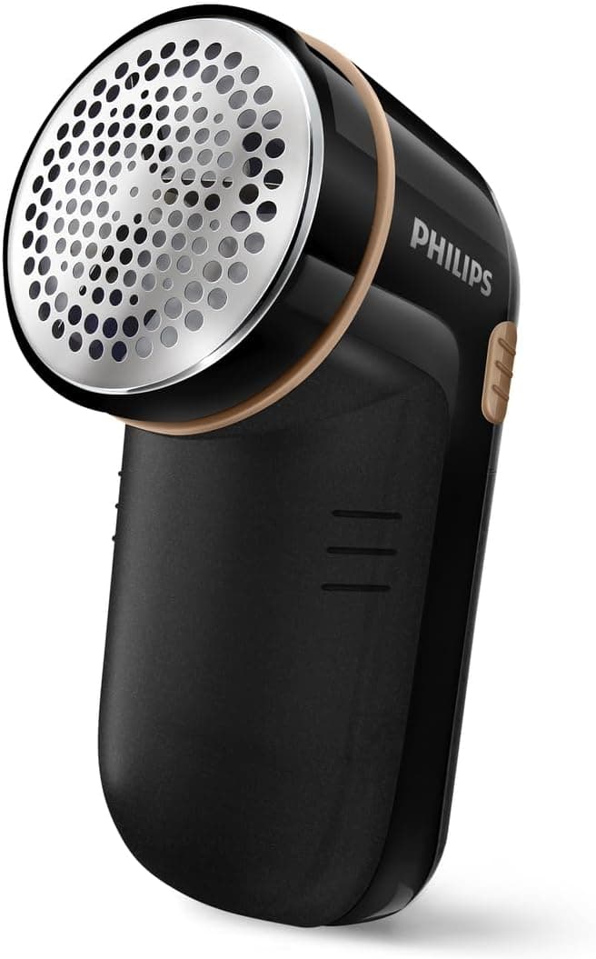 Schwarzer Philips Fusselrasierer GC026/80 mit goldenem Ring und silberner Lochscheibe